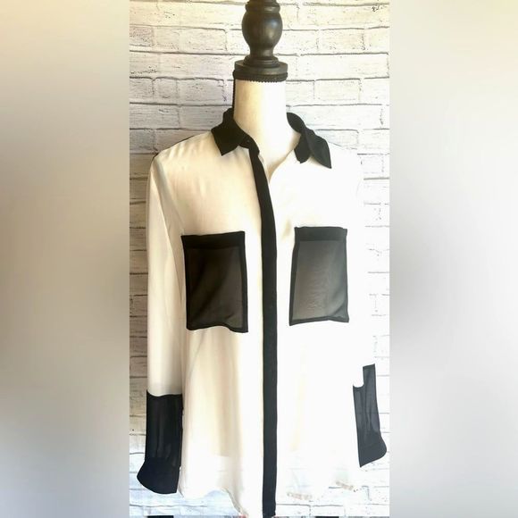 Bisou Bisou  sheer white top black trim pockets, long sleeve NWT size  small - Picture 1 of 6